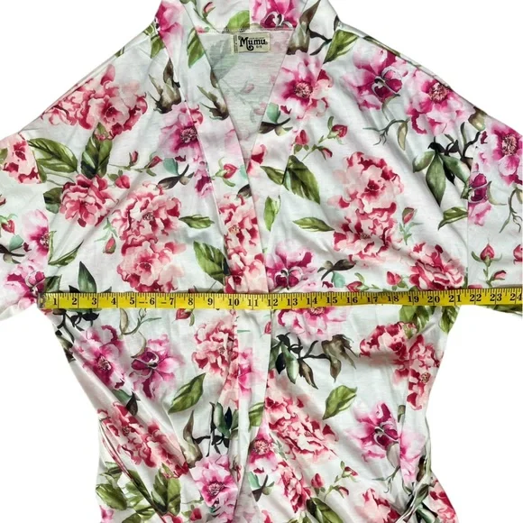 EUC Show Me Your MuMu “Brie” Floral Robe Garden of Blooms - Picture 9 of 11